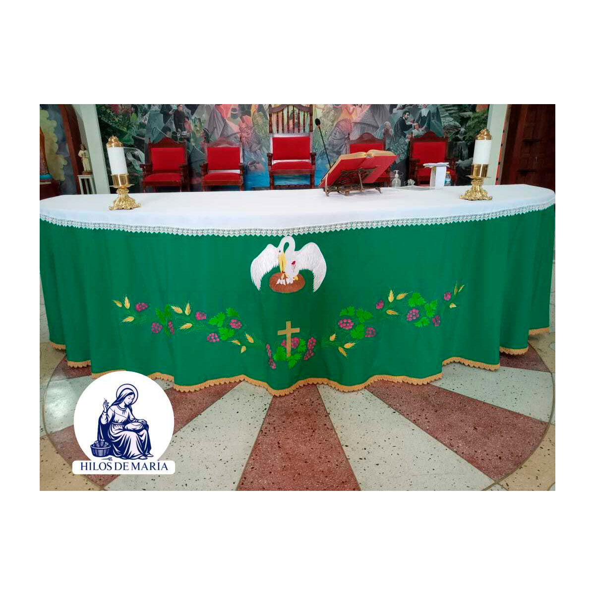 Mantel altar Pelicano Divino