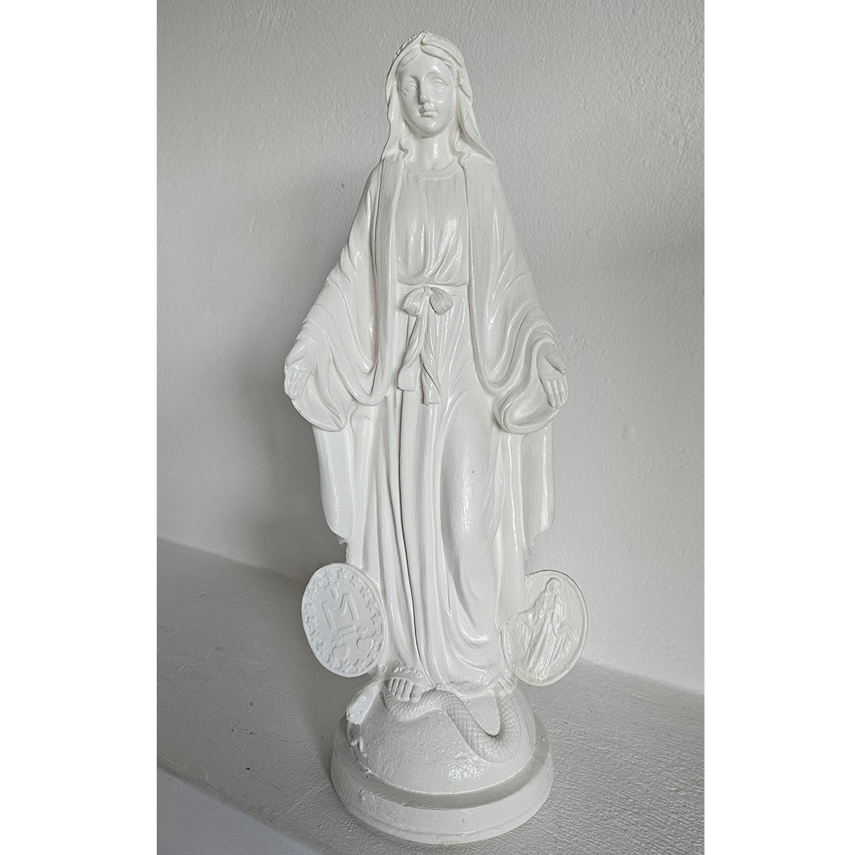 Virgen Milagrosa Blanca